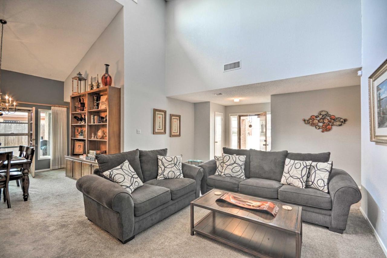 Lubbock Townhome With Grill Near Ttu And Downtown! Eksteriør bilde